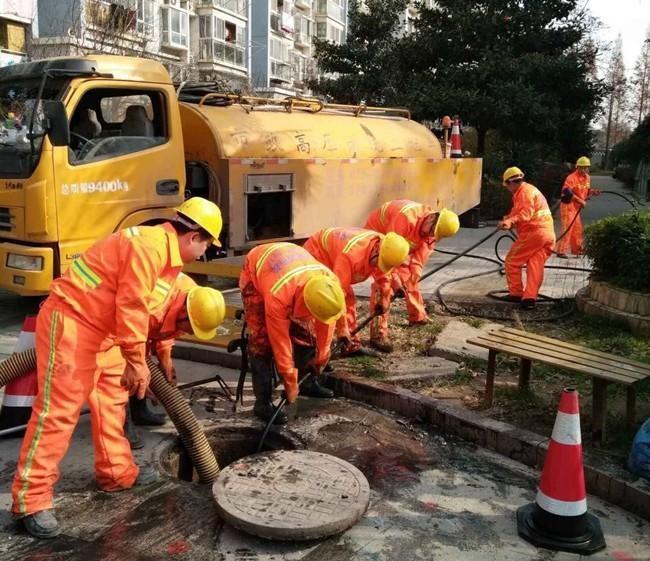 长安镇市政管道清淤